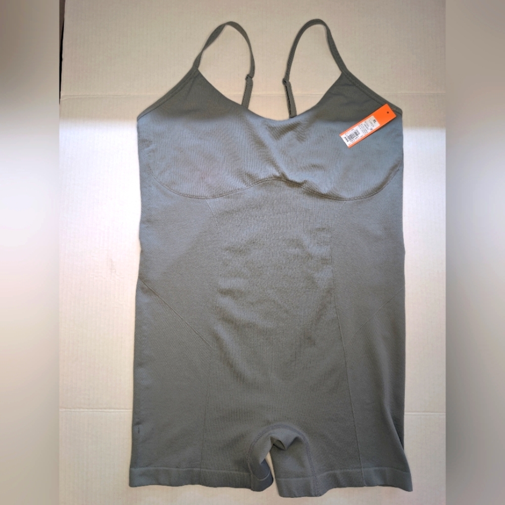 Woman's Seamless Romper - Colsie Gray XL